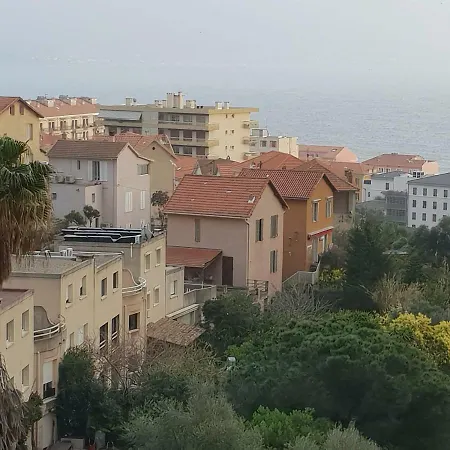 Dupleix U Forcone Apartment *